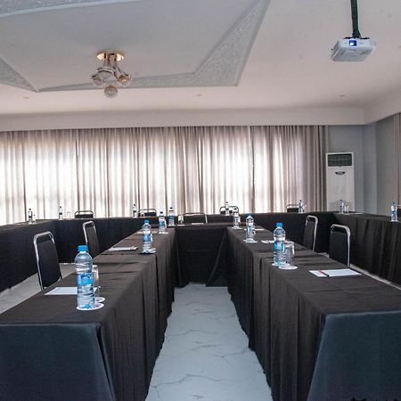 Mika Hotel Kabulonga Lusaka Extérieur photo