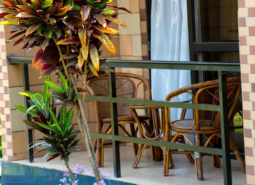 Mika Hotel Kabulonga Lusaka Extérieur photo